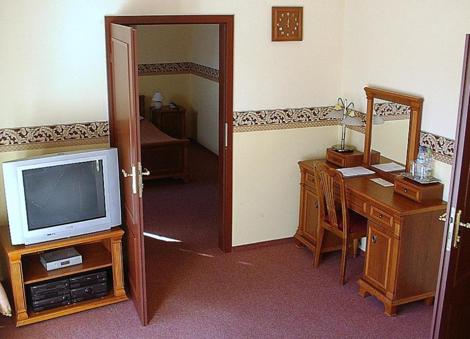 אופולה Hotel Regius חדר תמונה