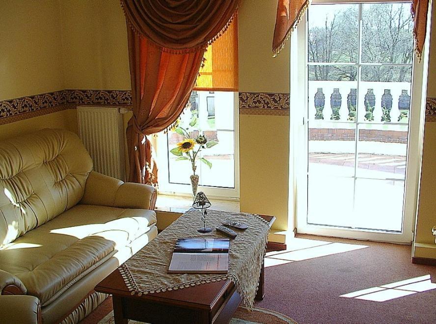 אופולה Hotel Regius חדר תמונה