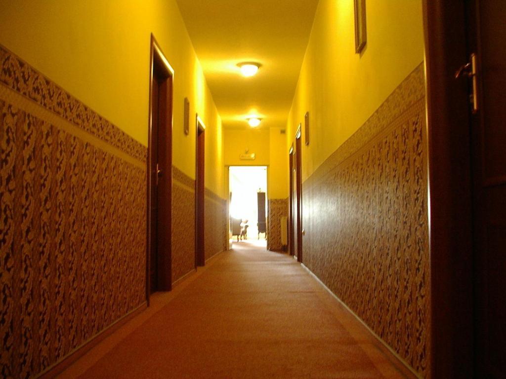 אופולה Hotel Regius מראה חיצוני תמונה