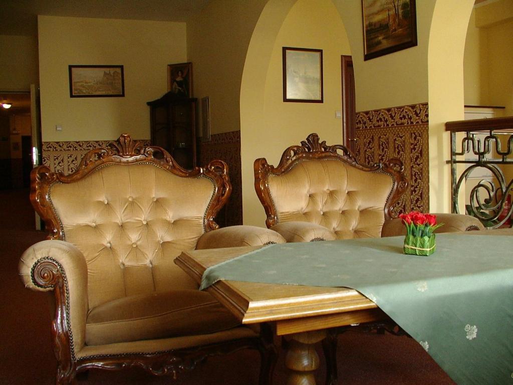 אופולה Hotel Regius מראה חיצוני תמונה